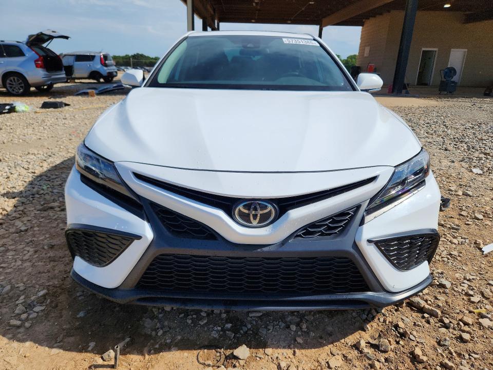 Продажа на аукционе авто 2024 Toyota Camry, vin: 4T1G11AK1RU228852, номер лота: 57351386