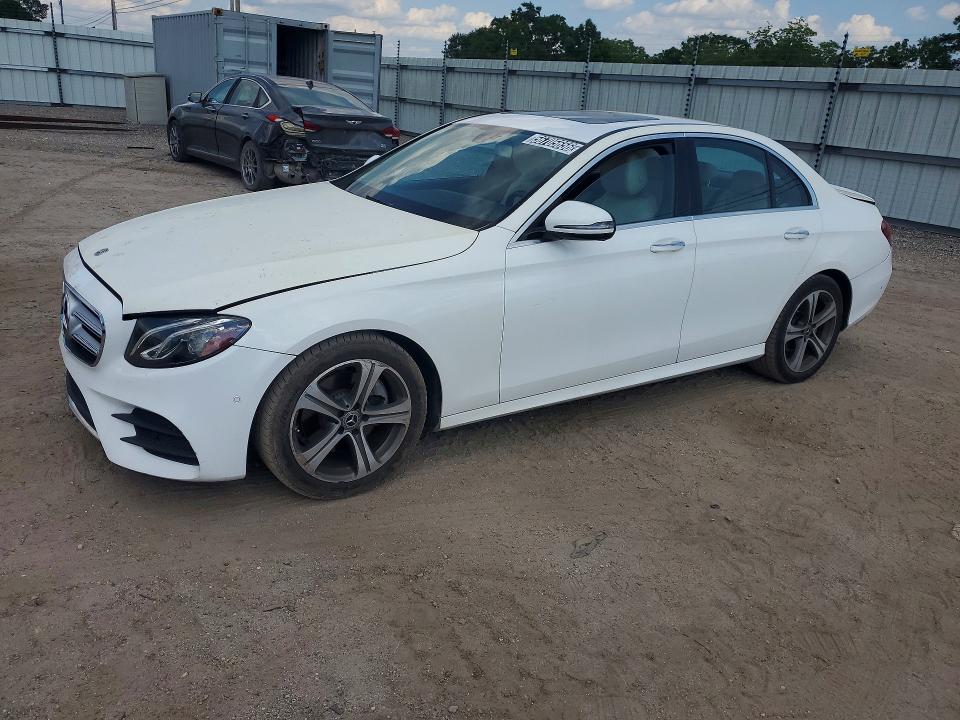 2018 Mercedes-benz E მანქანა იყიდება აუქციონზე, vin: WDDZF4JBXJA390989, აუქციონის ნომერი: 56705656