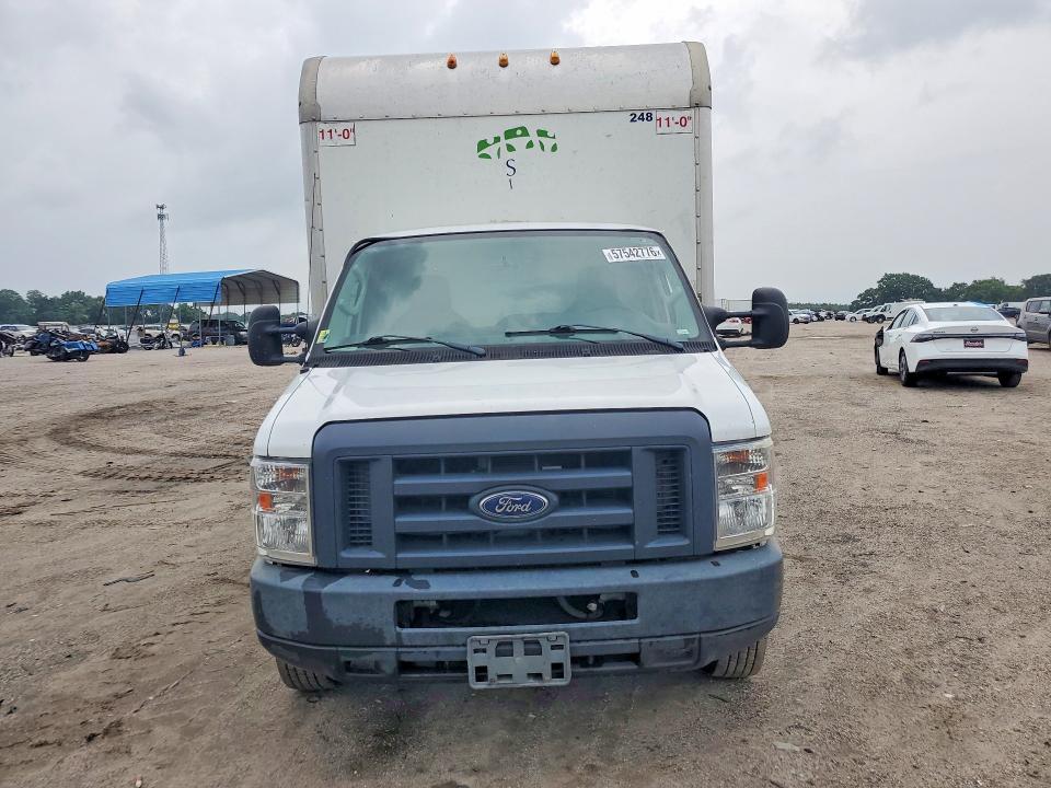 57542776 :رقم المزاد ، 1FDWE3FS6KDC12575 vin ، 2019 Ford E350 مزاد بيع
