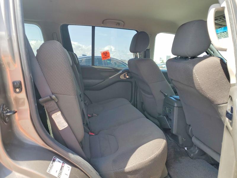 57767326 :رقم المزاد ، 5N1AR18W55C755249 vin ، 2005 Nissan Pathfinder مزاد بيع