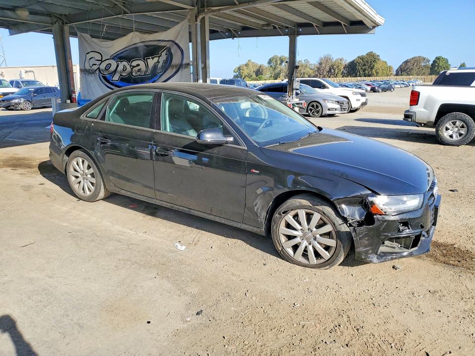 Продаж на аукціоні авто 2015 Audi A4, vin: WAUBFAFL4FN027516, номер лоту: 55456836