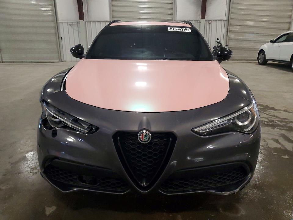 57686316 :رقم المزاد ، ZASPAKBN1N7D29635 vin ، 2022 Alfa Romeo Stelvio مزاد بيع