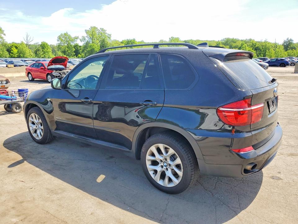 56302306 :رقم المزاد ، 5UXZV4C52D0G53489 vin ، 2013 Bmw X5 مزاد بيع