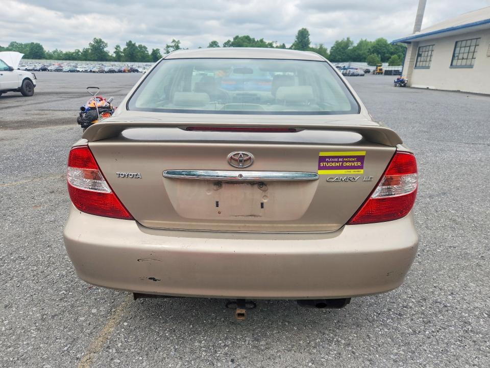 56146406 :رقم المزاد ، 4T1BE32K83U703039 vin ، 2003 Toyota Camry مزاد بيع