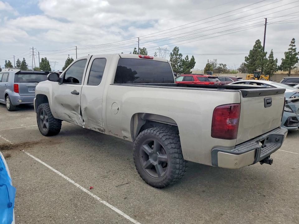 58805236 :رقم المزاد ، 2GCEC190271733896 vin ، 2007 Chevrolet Silverado مزاد بيع