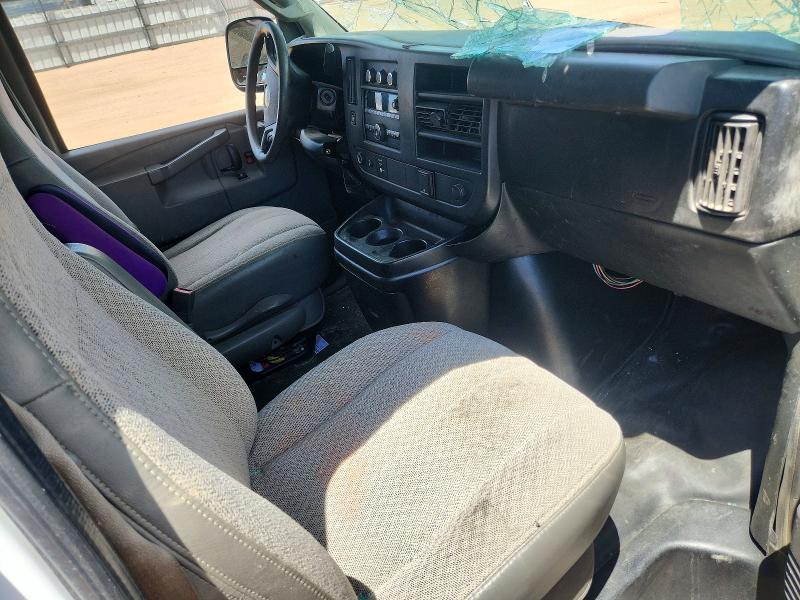 57528326 :رقم المزاد ، 1GCWGAFF5H1347417 vin ، 2017 Chevrolet Express G2500 مزاد بيع
