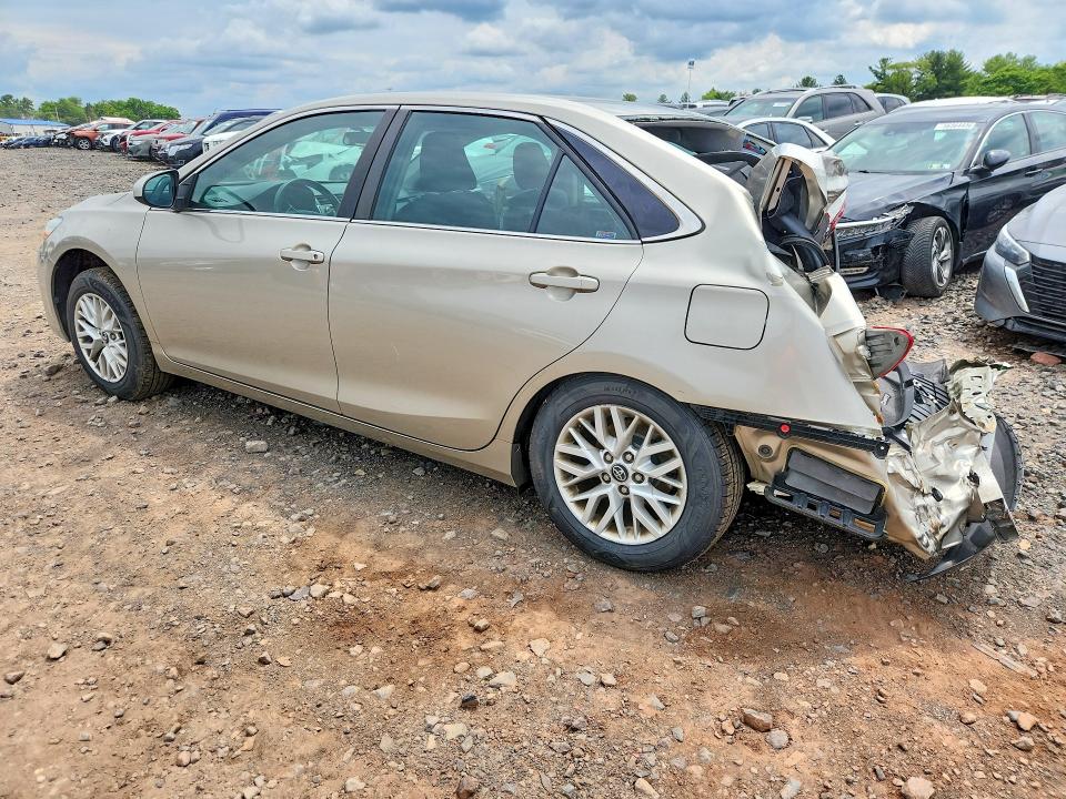 2016 Toyota Camry მანქანა იყიდება აუქციონზე, vin: 4T4BF1FK7GR560107, აუქციონის ნომერი: 57551846