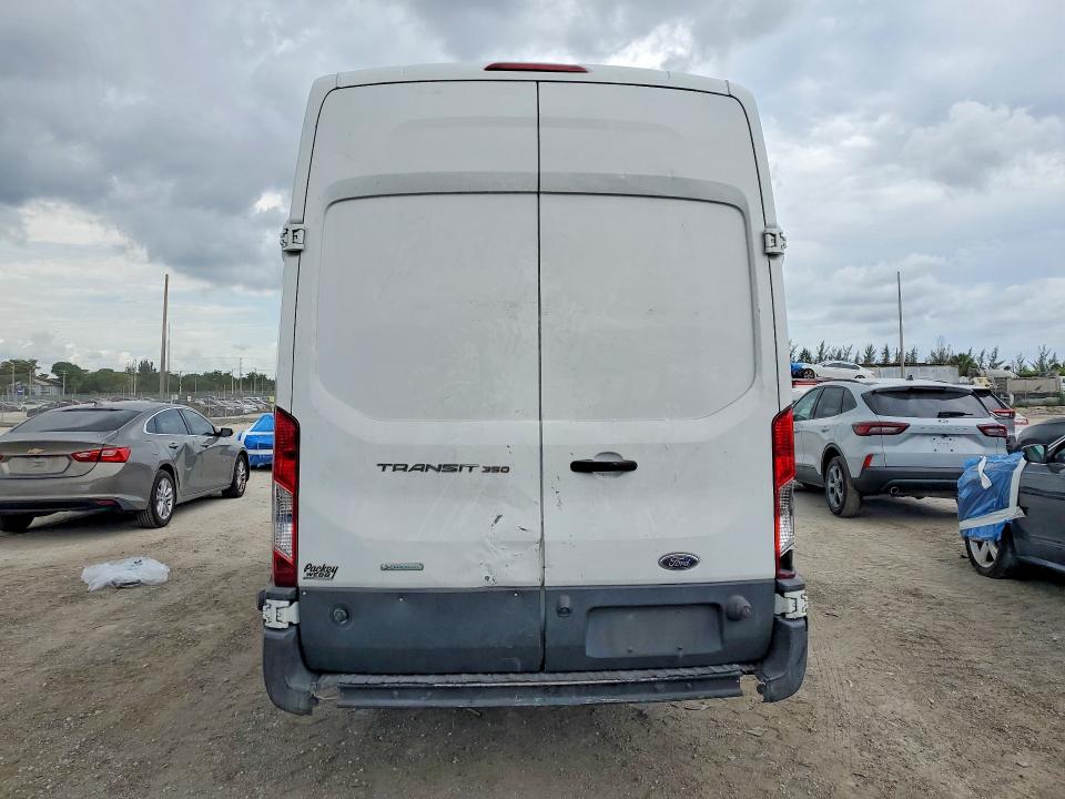 56948716 :رقم المزاد ، 1FTBW3XG0GKB30872 vin ، 2016 Ford Transit مزاد بيع