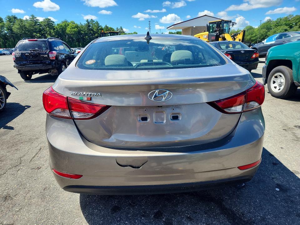 2015 Hyundai Elantra მანქანა იყიდება აუქციონზე, vin: 5NPDH4AE3FH642168, აუქციონის ნომერი: 57387476