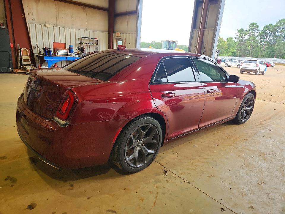 2021 Chrysler 300 მანქანა იყიდება აუქციონზე, vin: 2C3CCAAG8MH516165, აუქციონის ნომერი: 57811016