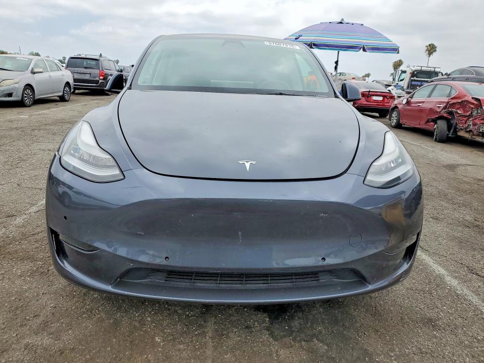 Продажа на аукционе авто 2021 Tesla Model Y, vin: 5YJYGDEE2MF090740, номер лота: 57607916