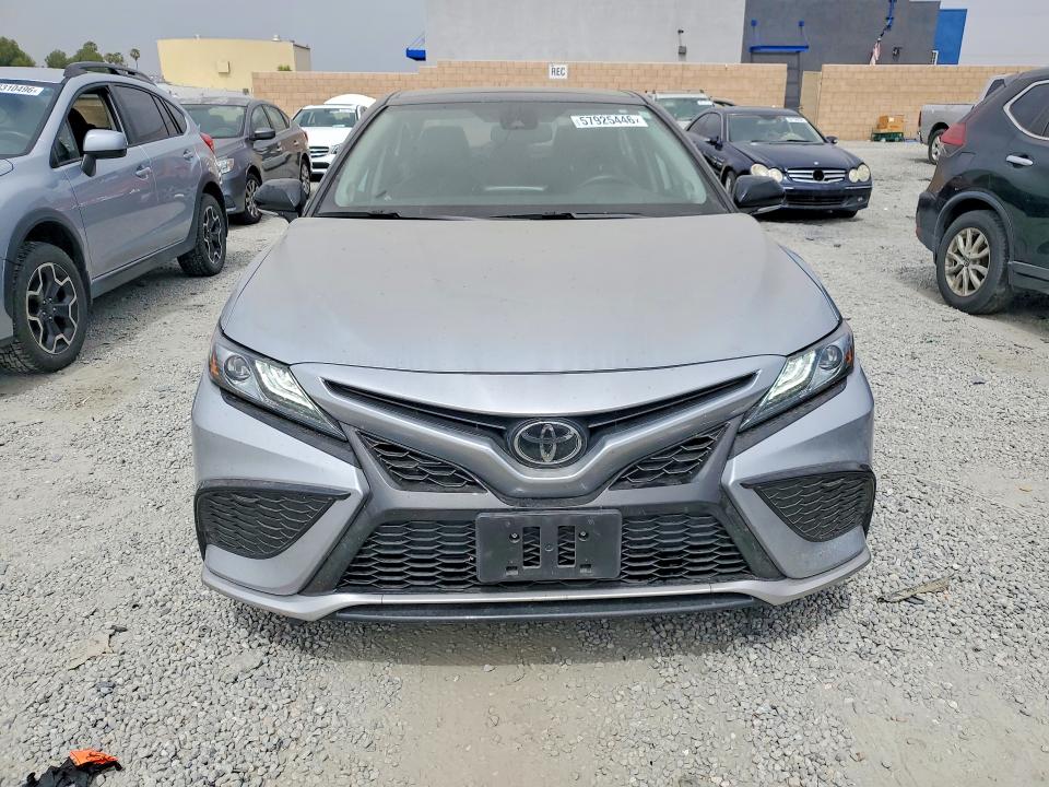 2023 Toyota Camry მანქანა იყიდება აუქციონზე, vin: 4T1KZ1AK3PU085483, აუქციონის ნომერი: 57925446