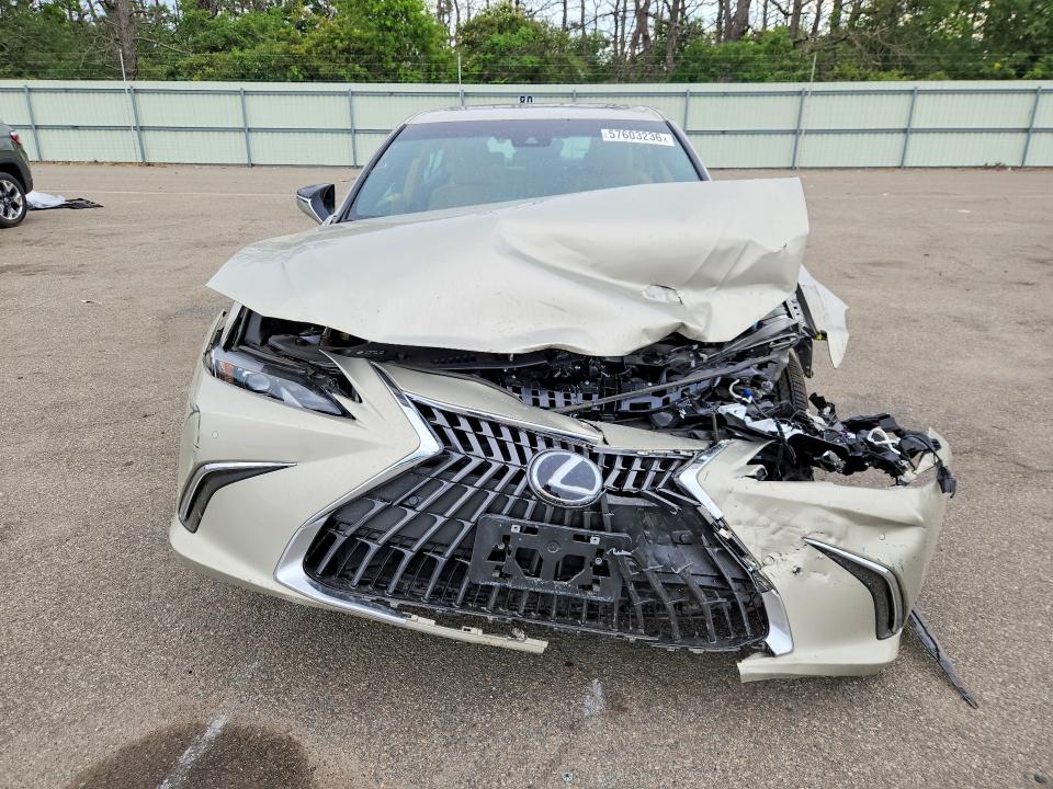57603236 :رقم المزاد ، 58ADZ1B19SU211507 vin ، 2025 Lexus Es 350 مزاد بيع