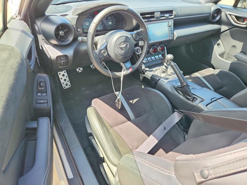 Продажа на аукционе авто 2024 Toyota Gr86, vin: JF1ZNBE1XR9754723, номер лота: 56976096