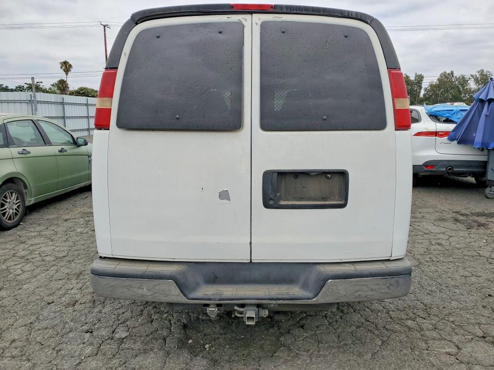 2008 Chevrolet Express G1500 მანქანა იყიდება აუქციონზე, vin: 1GBFG154381185730, აუქციონის ნომერი: 58475696