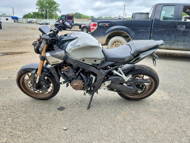 2024 Honda Cb650 მანქანა იყიდება აუქციონზე, vin: MLHRH1653R5000757, აუქციონის ნომერი: 56515706