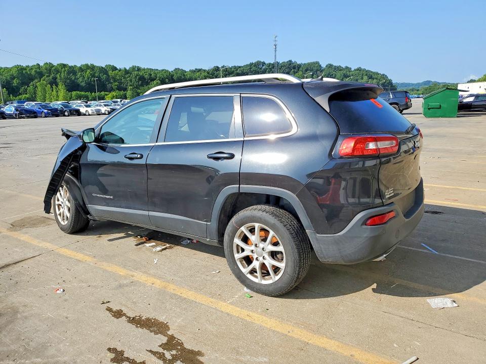 58460686 :رقم المزاد ، 1C4PJLCS6FW632341 vin ، 2015 Jeep Cherokee مزاد بيع
