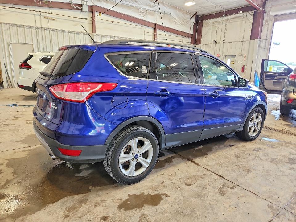 2015 Ford Escape მანქანა იყიდება აუქციონზე, vin: 1FMCU9GXXFUB54205, აუქციონის ნომერი: 57923936