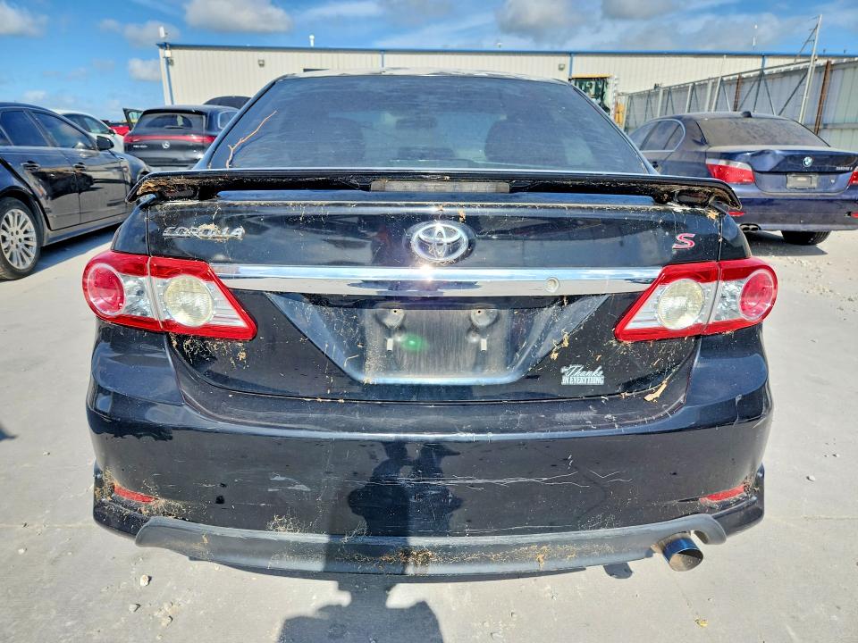 57008146 :رقم المزاد ، 2T1BU4EE8BC590062 vin ، 2011 Toyota Corolla مزاد بيع