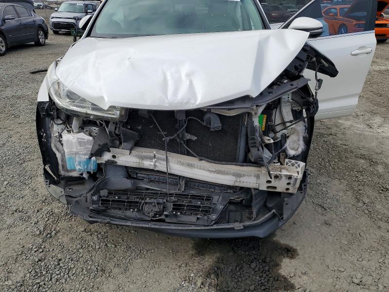 2017 Toyota Highlander მანქანა იყიდება აუქციონზე, vin: 5TDZZRFH4HS200192, აუქციონის ნომერი: 58994346