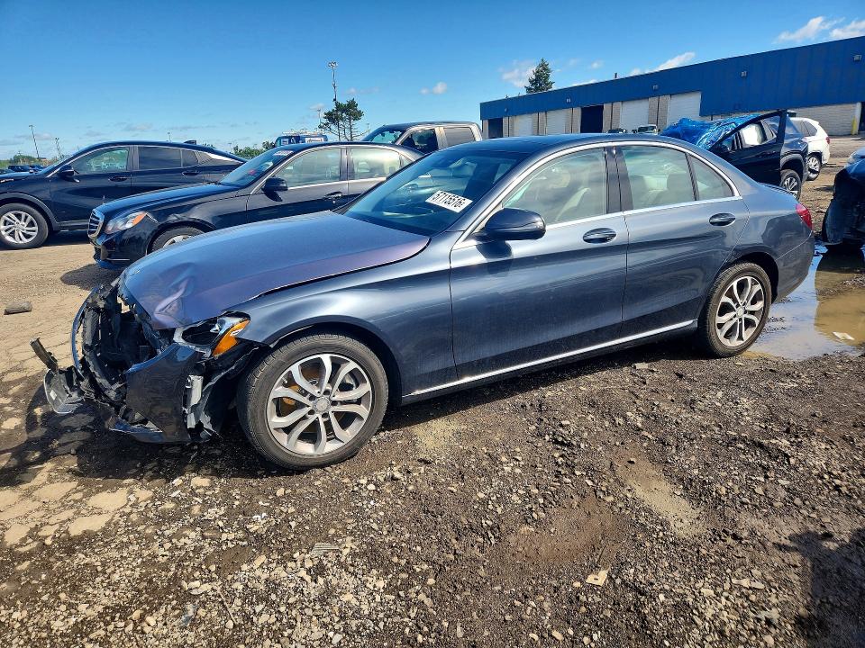 57115516 :رقم المزاد ، 55SWF4KB4GU126743 vin ، 2016 Mercedes-benz C مزاد بيع