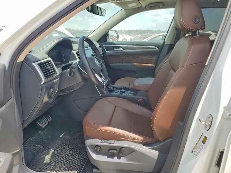 58957356 :رقم المزاد ، 1V2SR2CA1PC535392 vin ، 2023 Volkswagen Atlas Cross مزاد بيع