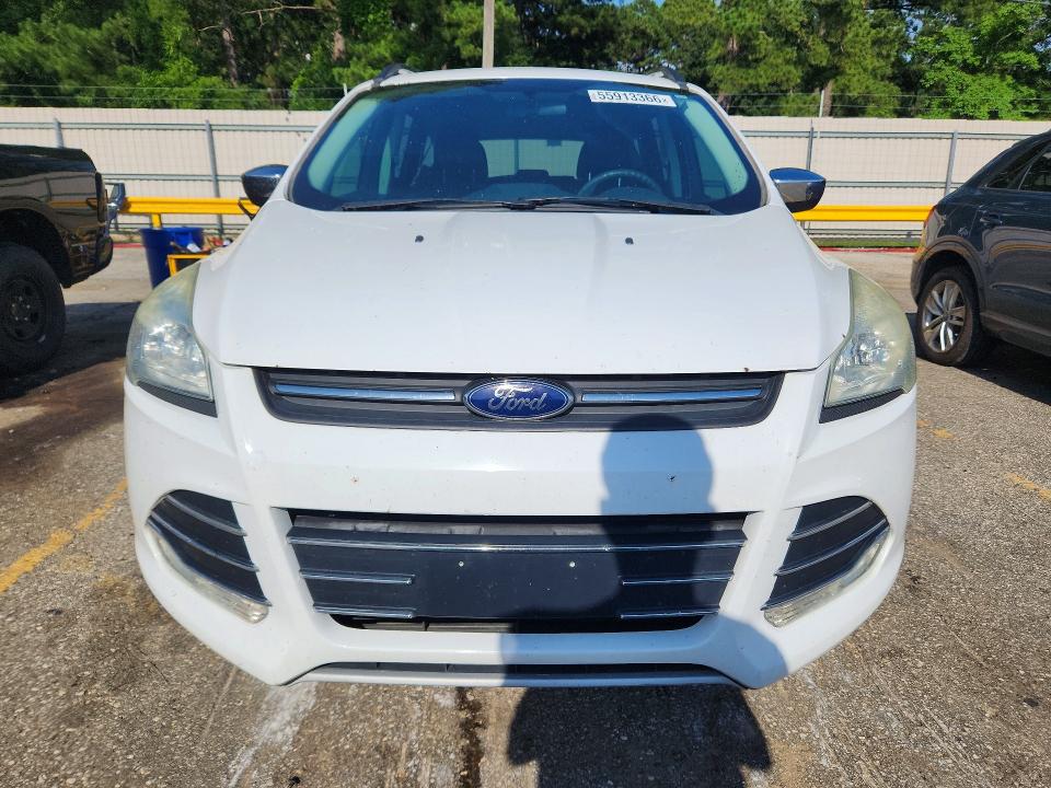 55913366 :رقم المزاد ، 1FMCU0GX0GUB22330 vin ، 2016 Ford Escape مزاد بيع