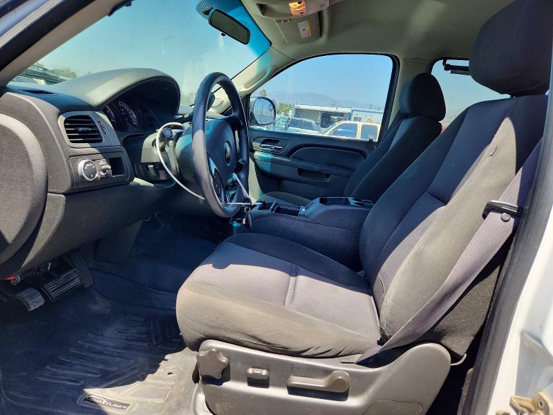 55623896 :رقم المزاد ، 1GNLC2E02BR321763 vin ، 2011 Chevrolet Tahoe مزاد بيع