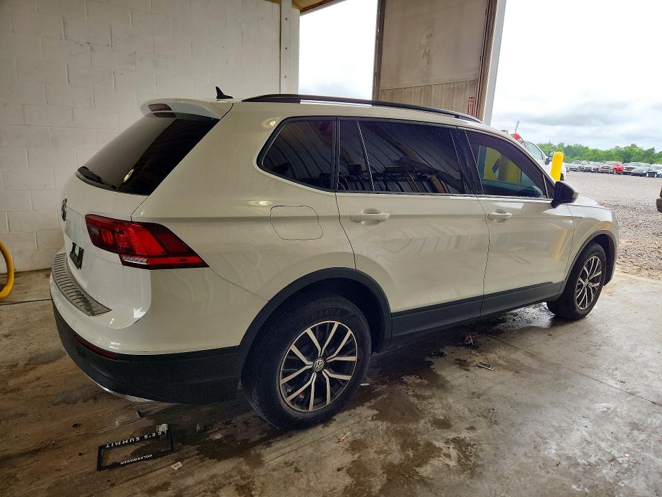 2021 Volkswagen Tiguan მანქანა იყიდება აუქციონზე, vin: 3VV1B7AX6MM002455, აუქციონის ნომერი: 56500926