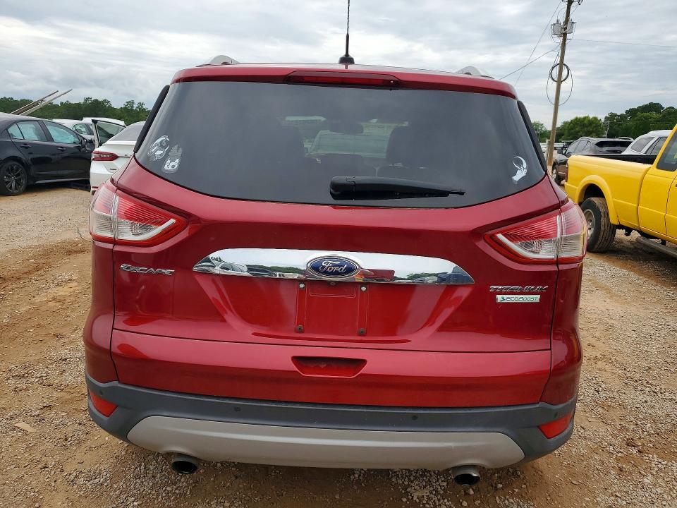 56794236 :رقم المزاد ، 1FMCU0JX4FUA47042 vin ، 2015 Ford Escape مزاد بيع