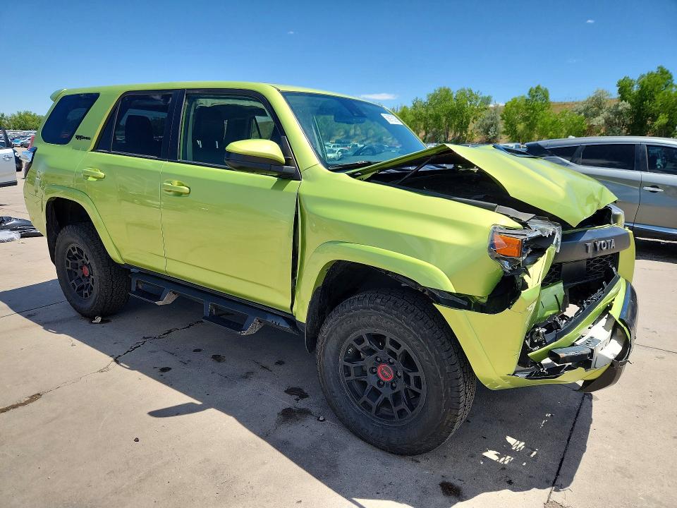 56975326 :رقم المزاد ، JTELU5JR8N6000436 vin ، 2022 Toyota 4runner مزاد بيع