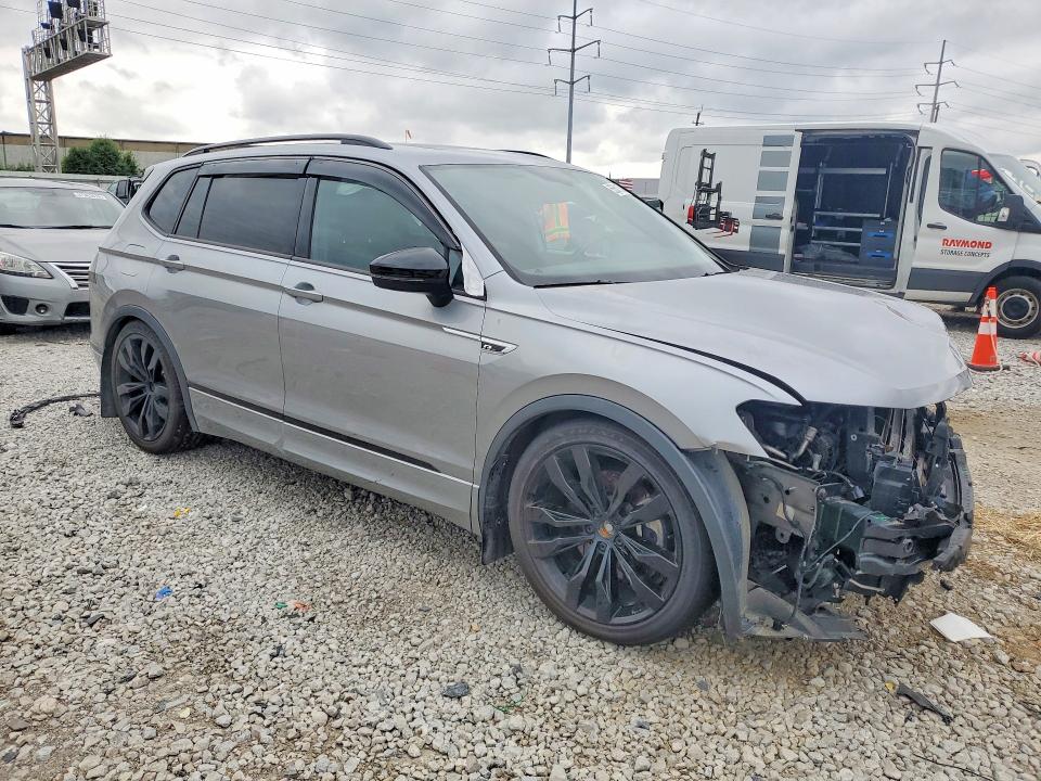 55581366 :رقم المزاد ، 3VV2B7AX9MM000820 vin ، 2021 Volkswagen Tiguan مزاد بيع