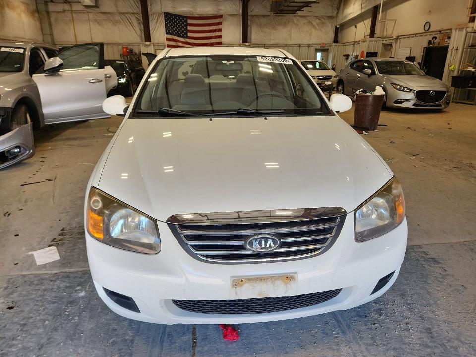 58023206 :رقم المزاد ، KNAFE221795613517 vin ، 2009 Kia Spectra مزاد بيع