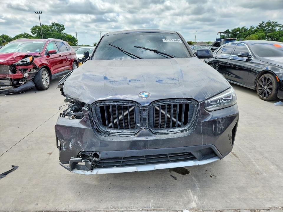 57932046 :رقم المزاد ، 5UX33DT09R9V05727 vin ، 2024 Bmw X4 مزاد بيع