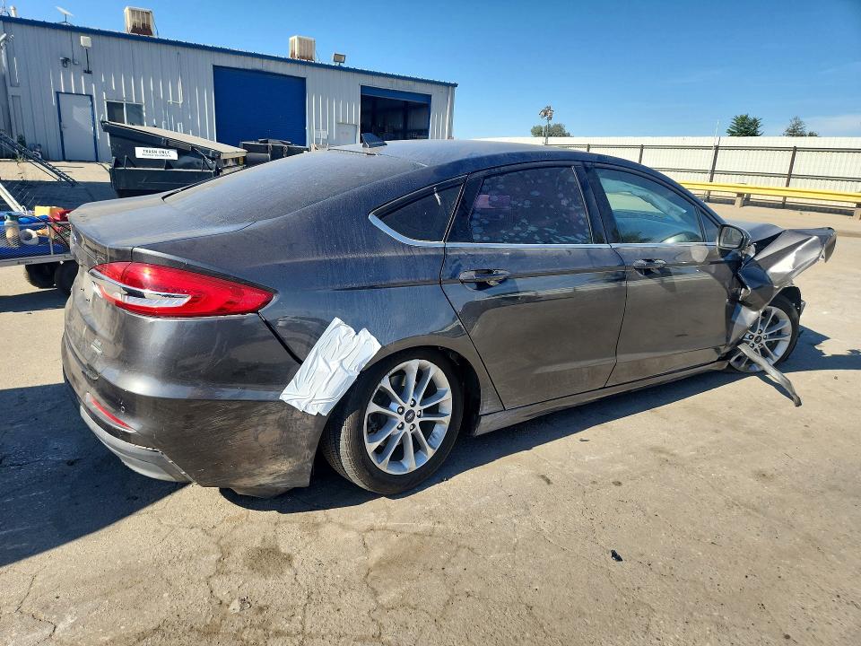 Auction sale of the 2020 Ford Fusion, vin: 3FA6P0LU5LR258772, lot number: 58319816