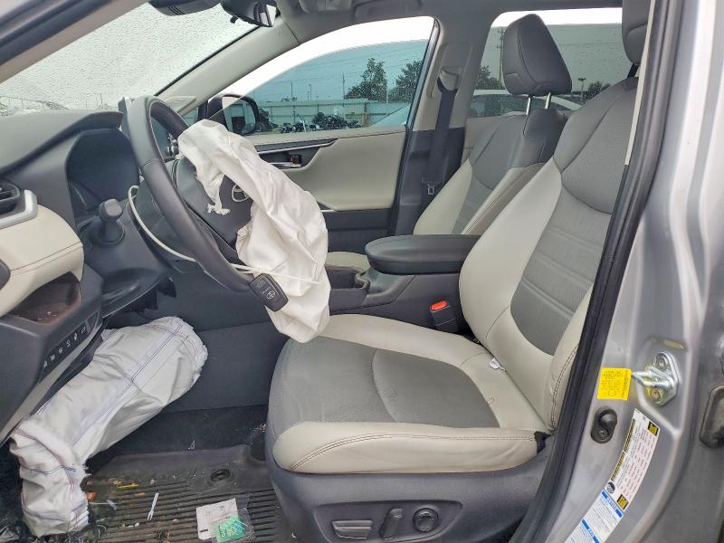 Продажа на аукционе авто 2022 Toyota Rav4, vin: 2T3N1RFV3NW324539, номер лота: 58622176