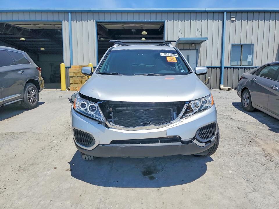 2012 Kia Sorento მანქანა იყიდება აუქციონზე, vin: 5XYKTDA27CG192457, აუქციონის ნომერი: 56391606