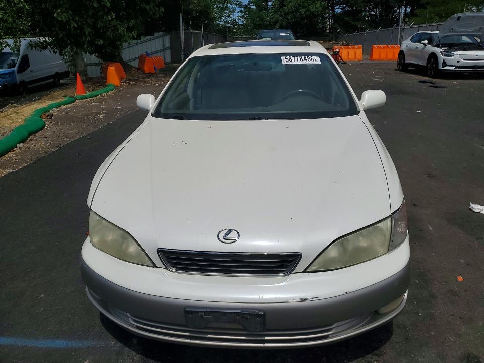 58778486 :رقم المزاد ، JT8BF28G3W5045626 vin ، 1998 Lexus Es مزاد بيع