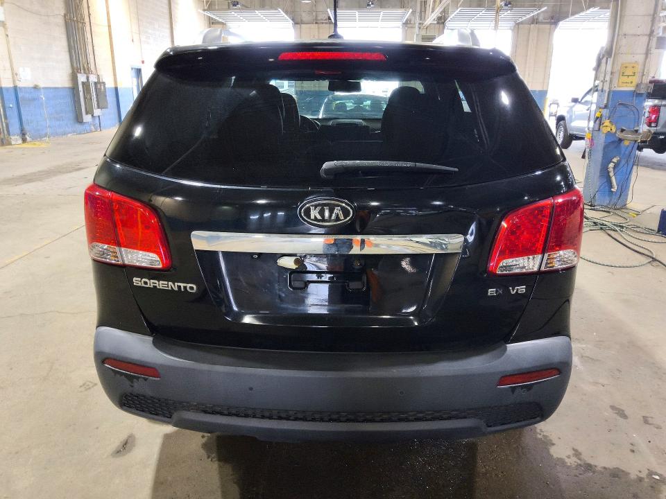 Продажа на аукционе авто 2011 Kia Sorento, vin: 5XYKU4A26BG083550, номер лота: 58707776
