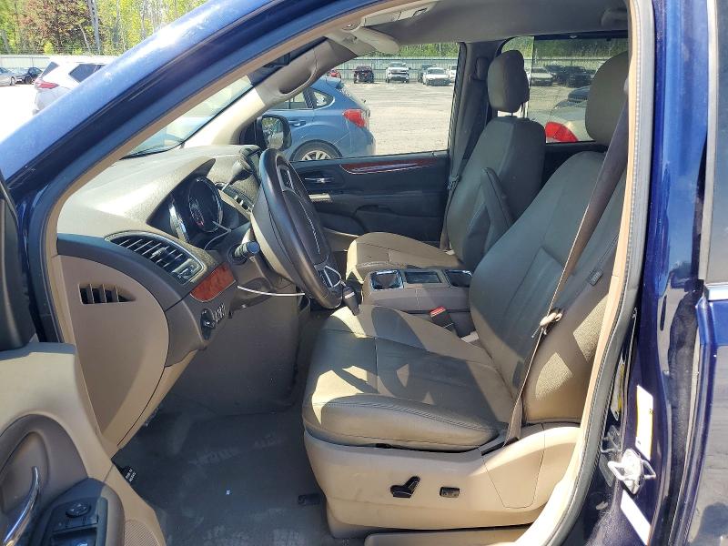 55082876 :رقم المزاد ، 2C4RC1BG4FR662533 vin ، 2015 Chrysler Town & Country مزاد بيع