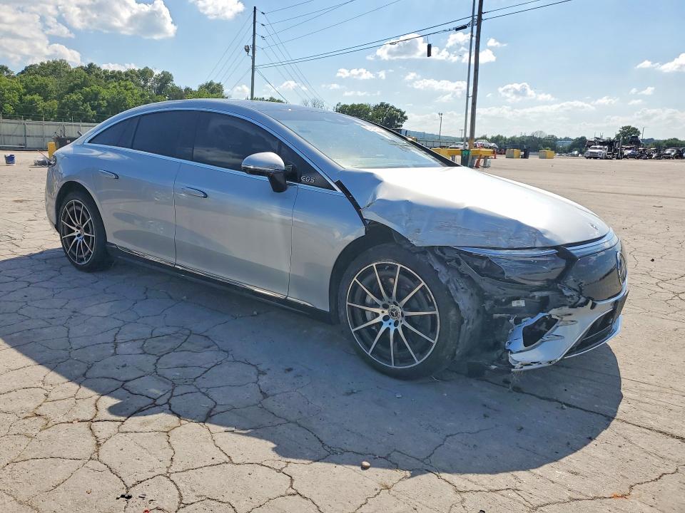 57254186 :رقم المزاد ، W1KCG2DB2NA015154 vin ، 2022 Mercedes-benz Eqs Sedan مزاد بيع