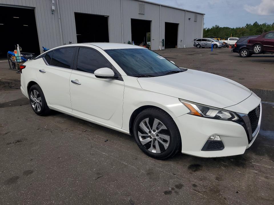 57407866 :رقم المزاد ، 1N4BL4BV0KC154439 vin ، 2019 Nissan Altima مزاد بيع