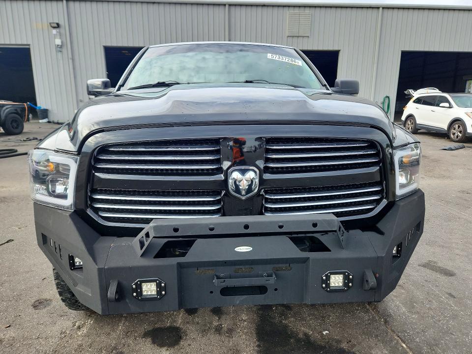 57337286 :رقم المزاد ، 1C6RR6HT3FS514539 vin ، 2015 Ram 1500 مزاد بيع