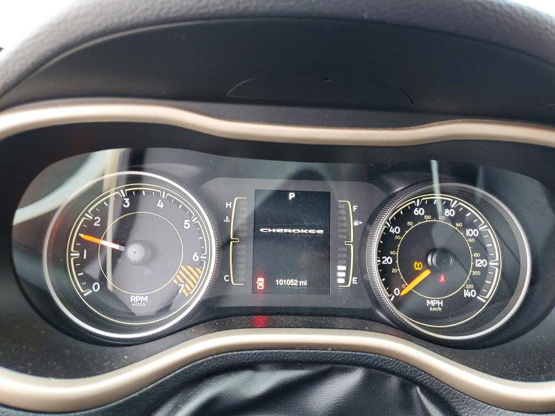 58575046 :رقم المزاد ، 1C4PJMCBXFW739138 vin ، 2015 Jeep Cherokee مزاد بيع