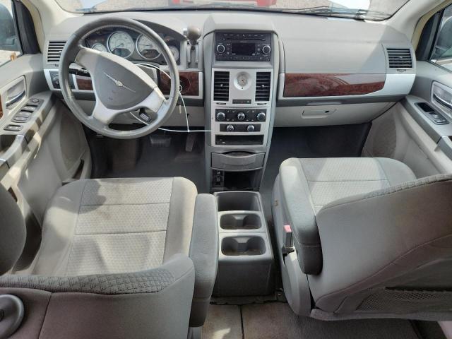 2010 Chrysler Town & Country მანქანა იყიდება აუქციონზე, vin: 2A4RR5D17AR319040, აუქციონის ნომერი: 56840496