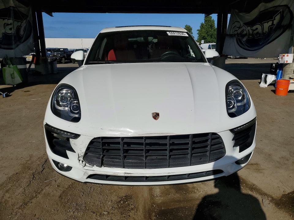 55912636 :رقم المزاد ، WP1AB2A51FLB58146 vin ، 2015 Porsche Macan مزاد بيع
