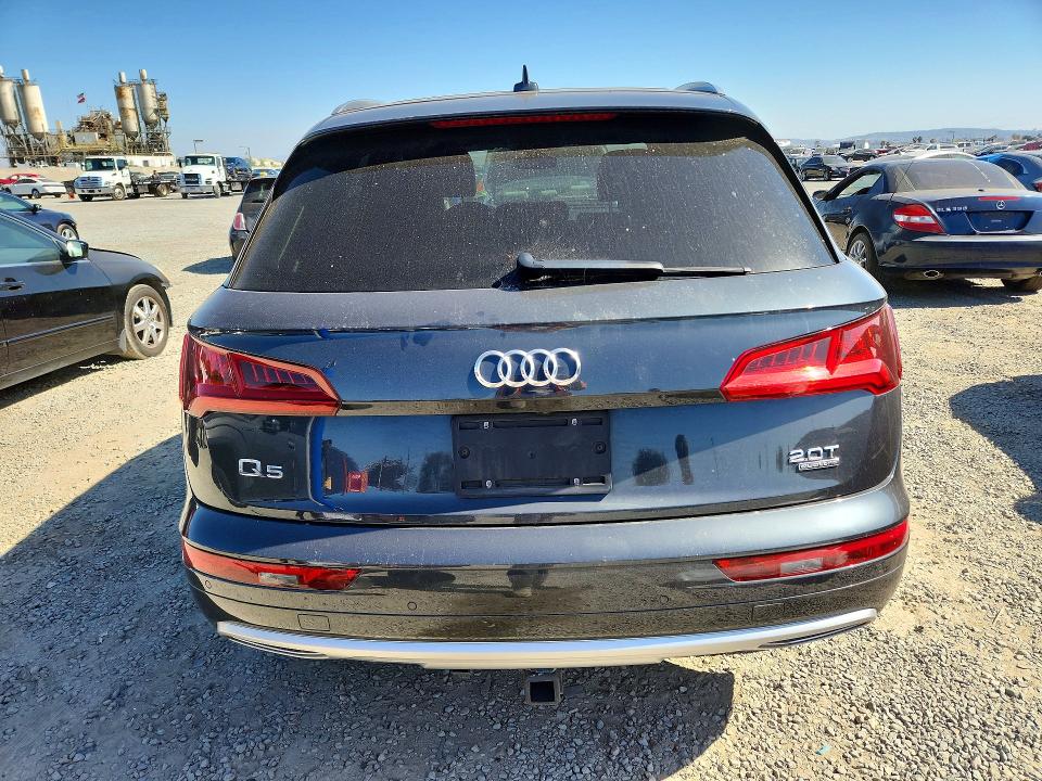 Продаж на аукціоні авто 2018 Audi Q5, vin: WA1BNAFY3J2214610, номер лоту: 57933946