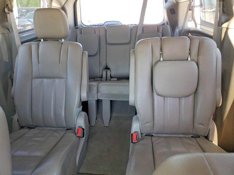 55082876 :رقم المزاد ، 2C4RC1BG4FR662533 vin ، 2015 Chrysler Town & Country مزاد بيع