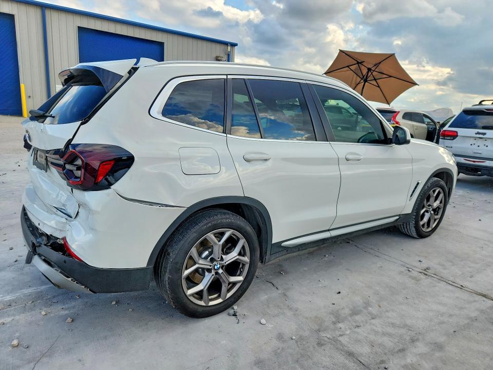 57367446 :رقم المزاد ، 5UX43DP00N9J81852 vin ، 2022 Bmw X3 مزاد بيع