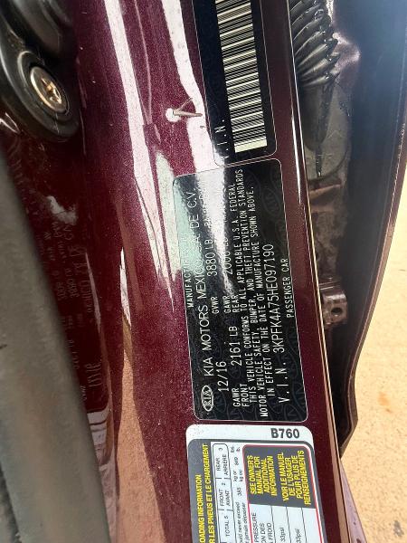 58361356 :رقم المزاد ، 3KPFK4A75HE097190 vin ، 2017 Kia Forte مزاد بيع